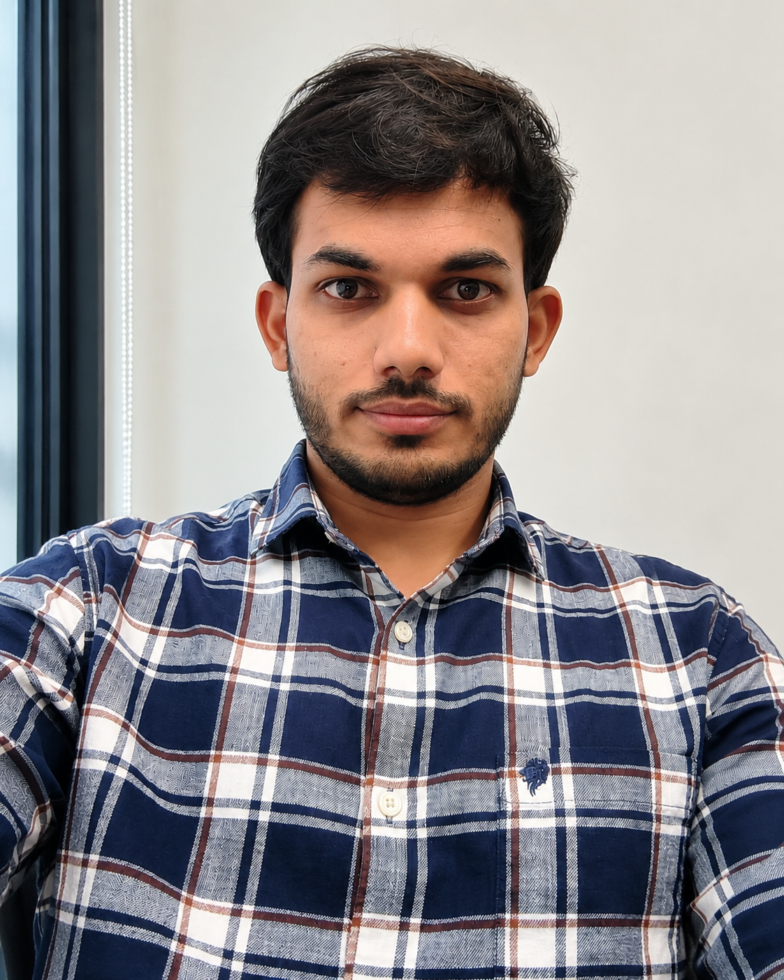 Vinfro Employee